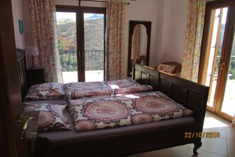 Villa Farangi