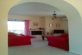 Villa Farangi