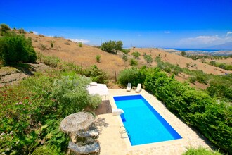 Villa Myrsini