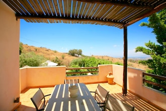 Villa Myrsini