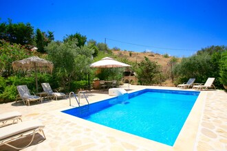 Villa Myrsini