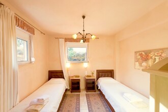 Villa Myrsini