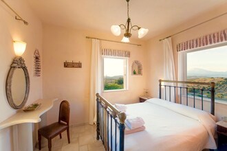 Villa Myrsini