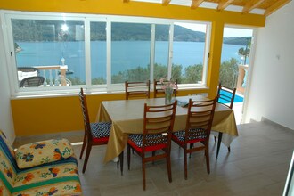 Island Villa Niny