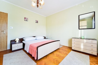Apartment Josip