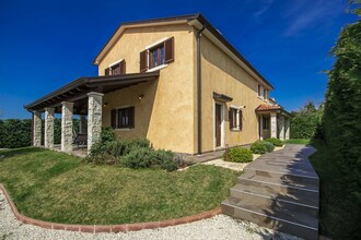 Villa Maròn