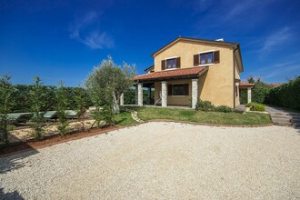 Villa Maròn