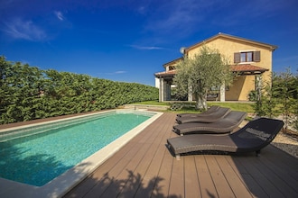 Villa Maròn