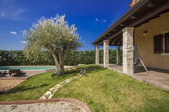 Villa Maròn