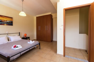 Bali Villas for groups up to 28 persons