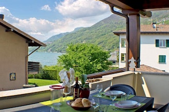 Vakantiehuizen Gera Lario EUR-IT-22010-150