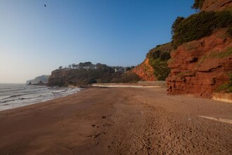 16 Great Cliff