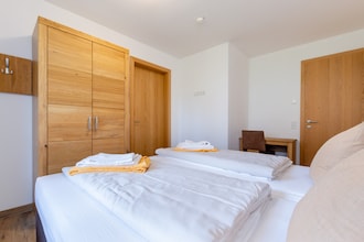 Luxury Tauern Apartment Piesendorf Kaprun 4