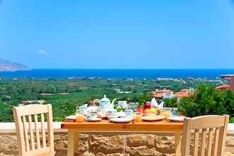 Cretan Sunrise Villa