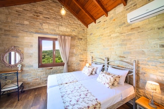 Cretan Sunrise Villa