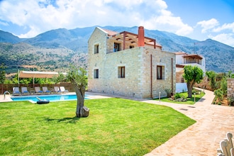 Cretan Sunrise Villa