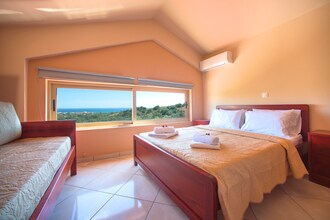 Aqua Villa