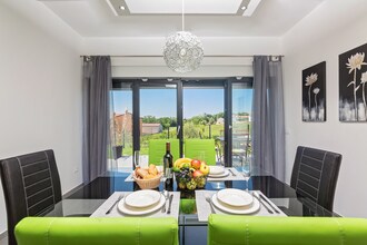 Villa Ena