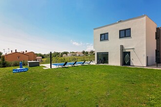 Villa Ena