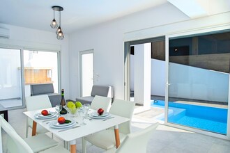 Cretan Sunset Villa