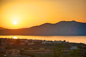 Cretan Sunset Villa