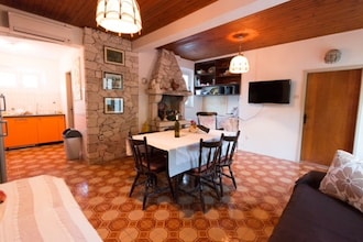 Stone house Vera