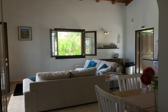 Villa's KyriAnna