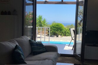 Villa's KyriAnna