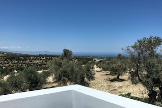 Villa's KyriAnna