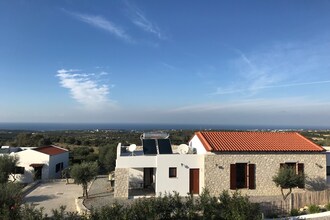 Villa's KyriAnna