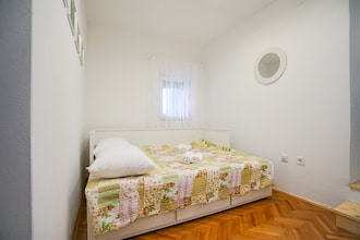 Apartment Ana