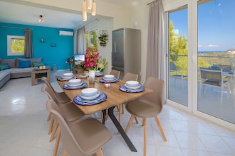 Villa Keri Sea