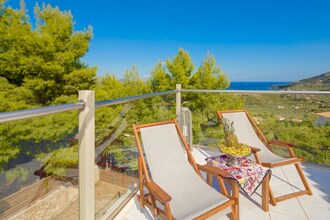 Villa Keri Sea