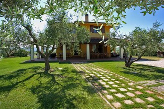 Villa Gialla