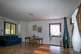 Villa Gialla