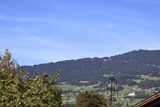 In der Schoß