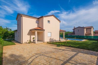 Villa Miriam with Private Pool near Rovinj
