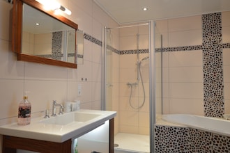 Ferienwohnung Weitblick I II