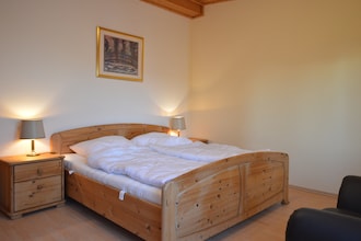 Ferienwohnung Weitblick I II