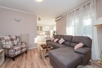 Apartment Puhalovic 3