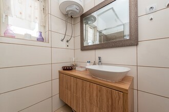 Apartment Puhalovic 3