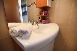 Waterfront apartment Danijela