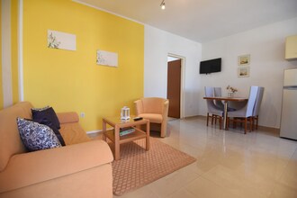 Waterfront apartment Danijela