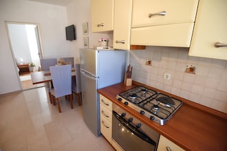 Waterfront apartment Danijela