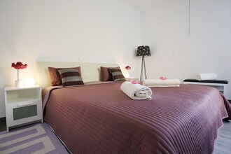 Nicol Design ground floor apartment