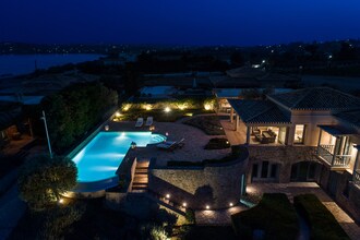 Villa Emerald