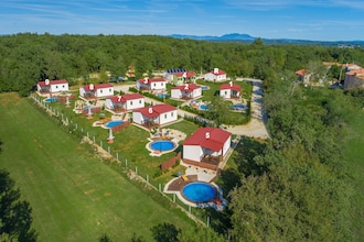 Holiday house with private pool No.2 in holiday park Jelovci