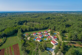 Holiday house with private pool No.2 in holiday park Jelovci
