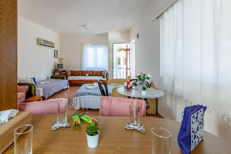 Small apartment in Porto Rafti Area