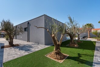 Resort More 3